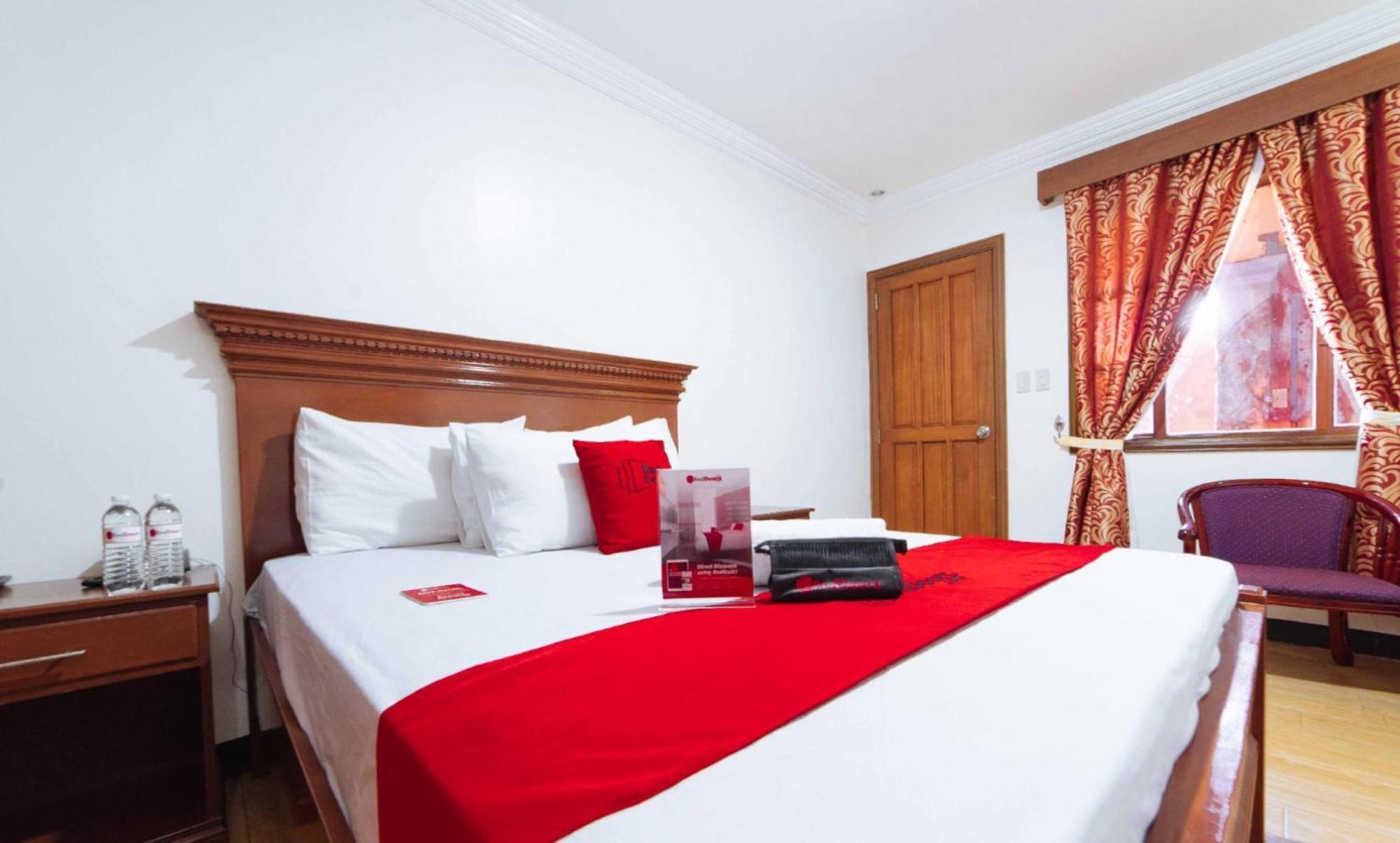 Reddoorz Plus @ Starhomes Olivianville Tarlac City Екстериор снимка