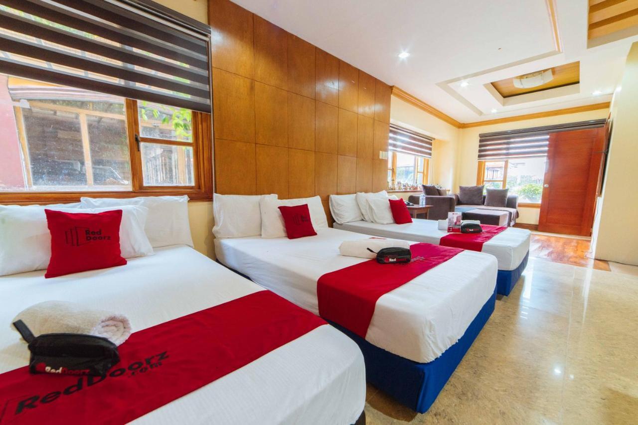 Reddoorz Plus @ Starhomes Olivianville Tarlac City Екстериор снимка